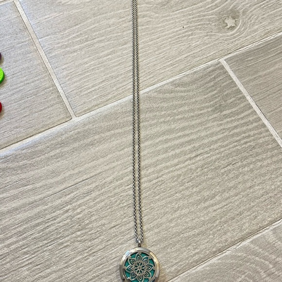 COPY - Lademayh Fashion Jewelry Necklace Set In Box - Picture 3 of 7